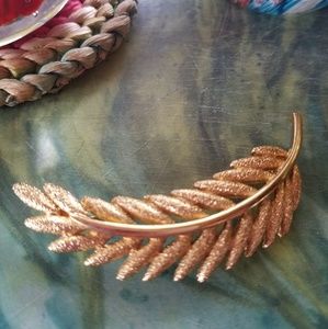 Monet leaf lapel pin MOTHER'S DAY GIFT